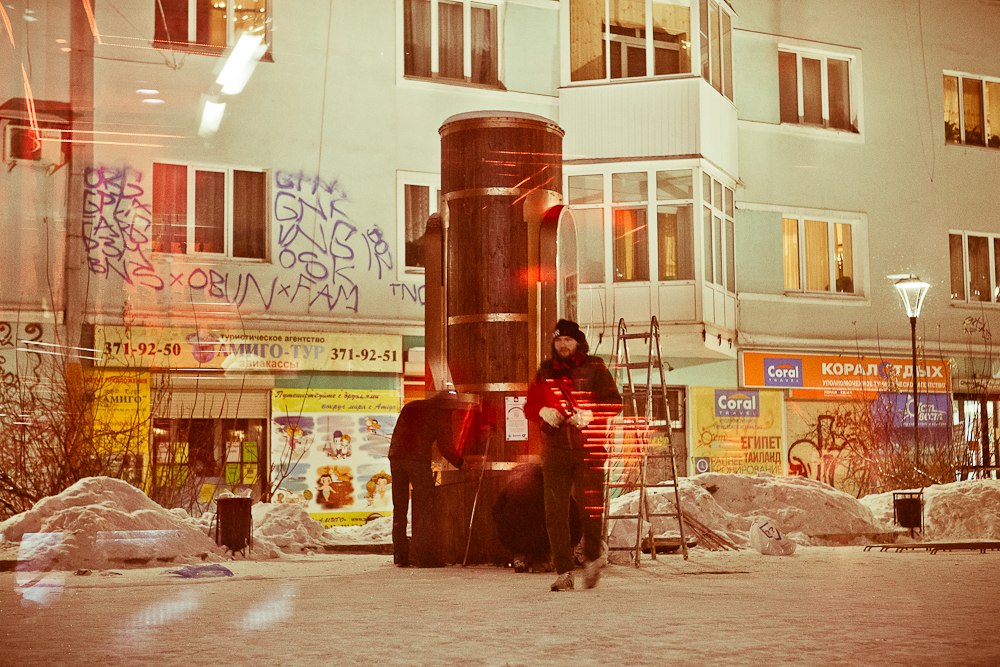 Барометр настроения в стиле стимпанк появился в Екатеринбурге (Фото 17)