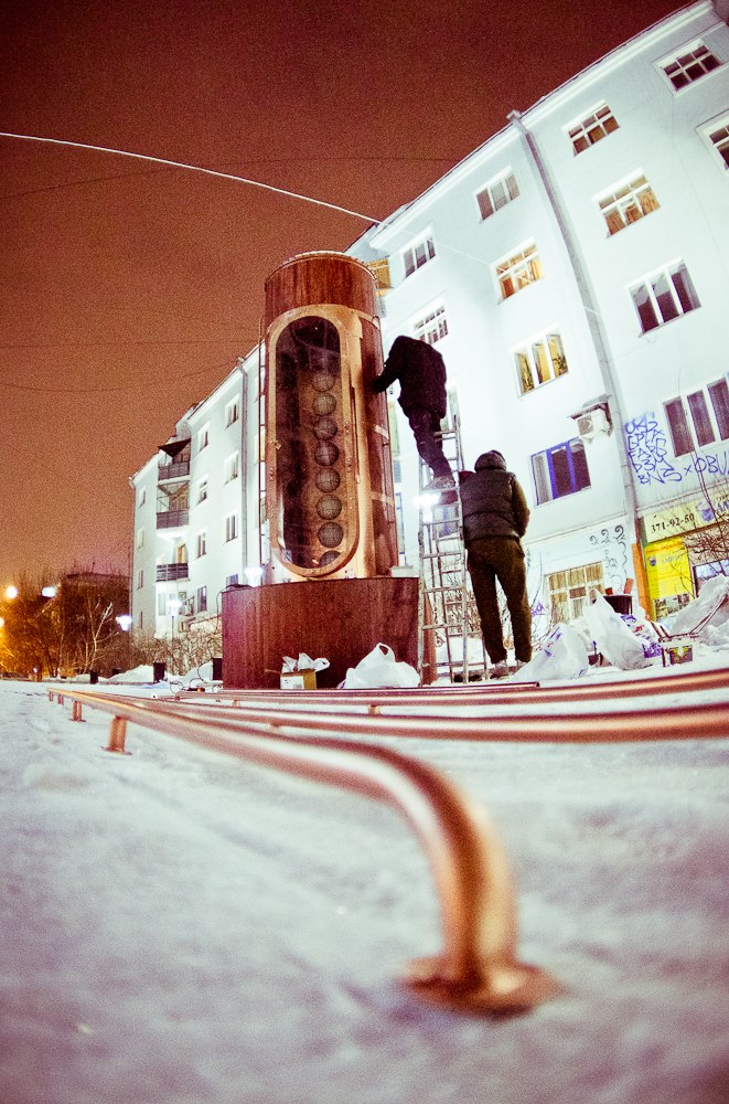 Барометр настроения в стиле стимпанк появился в Екатеринбурге (Фото 15)