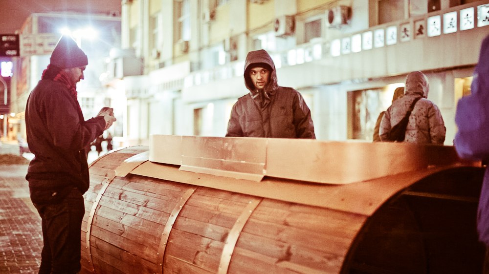 Барометр настроения в стиле стимпанк появился в Екатеринбурге (Фото 11)